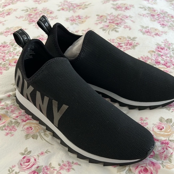 DKNYC Shoes - DKNY slip on shoes Azer